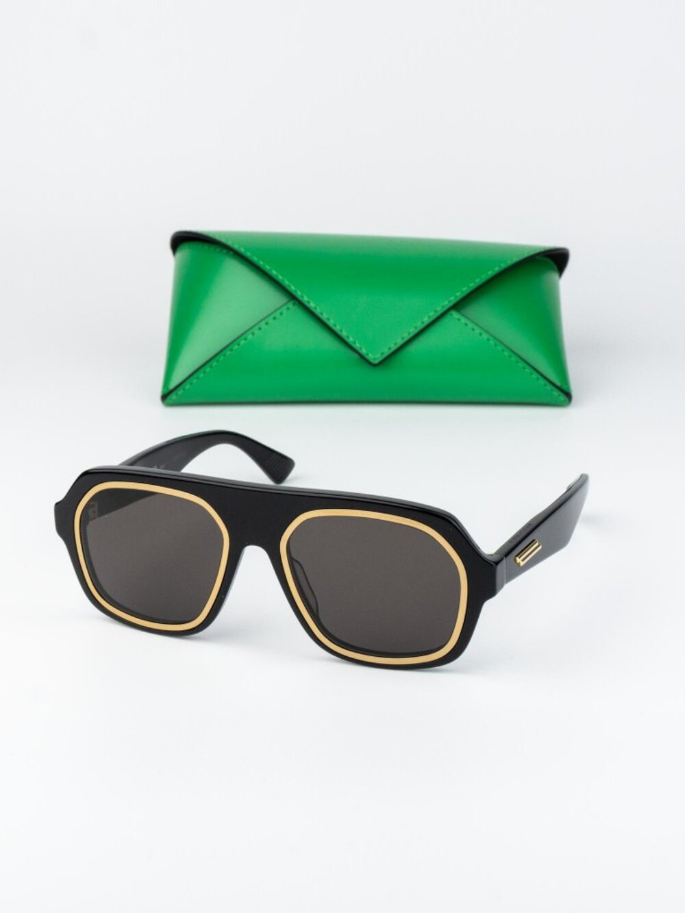 Bottega Veneta Women Sunglasses Black Grey Square BV1217S 001 NEW AUTHENTIC